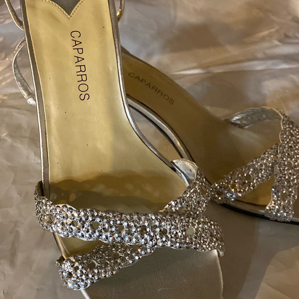 Caparros silver shoes 7 1/2B